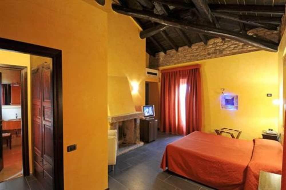 Relais & Spa Castello Di Casiglio Erba Exterior photo